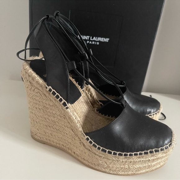 AUTHENTIC YSL LEATHER ESPADRILLES - Picture 4 of 12